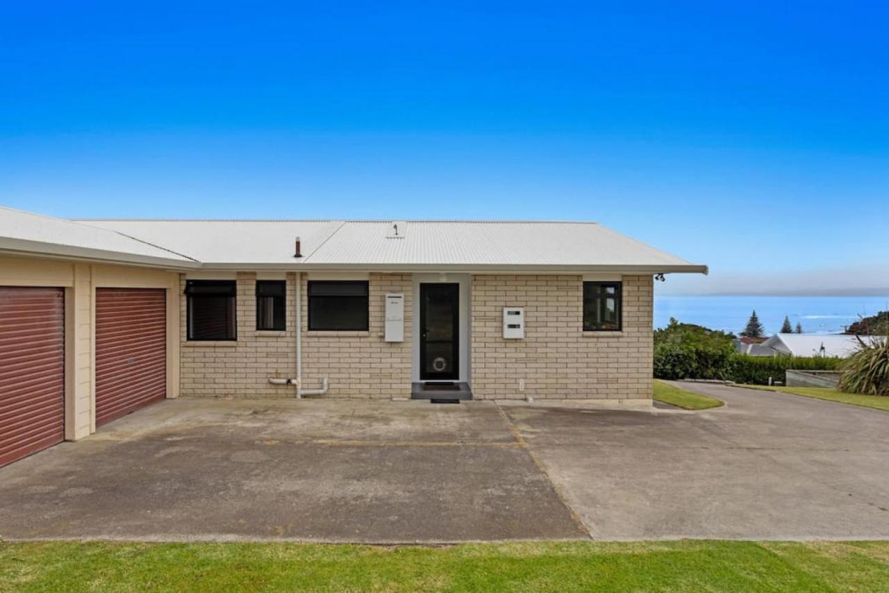 Kate And Harrys Villa Opotiki Exterior photo
